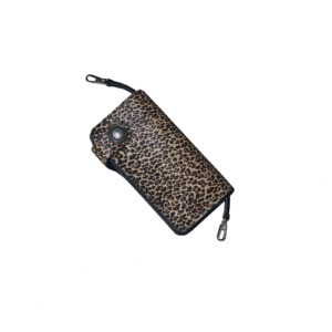945-AC327-2 Leopard-print Long wallet with an attachment loop
